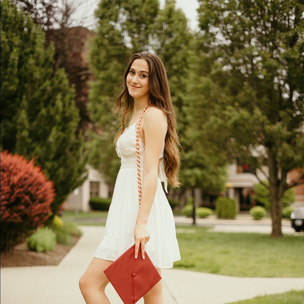 Meet your Posher, Elayna!